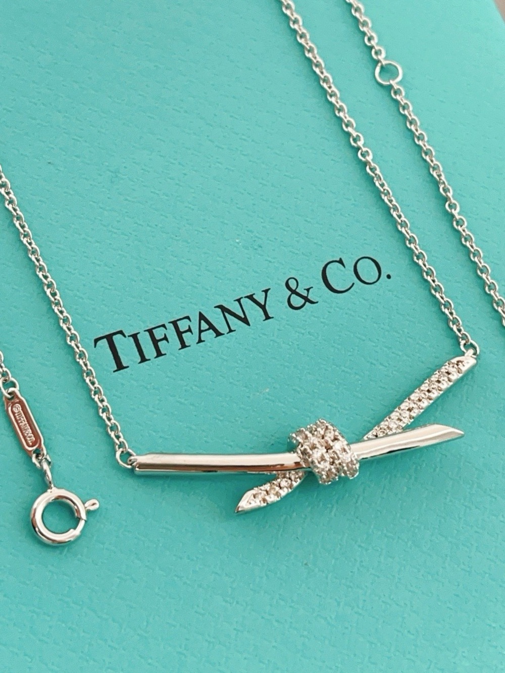 Tiffany & Co. Silver Knot Bar Necklace - Silver
